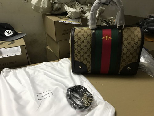 Gucci Handbags AAA(Women)-147