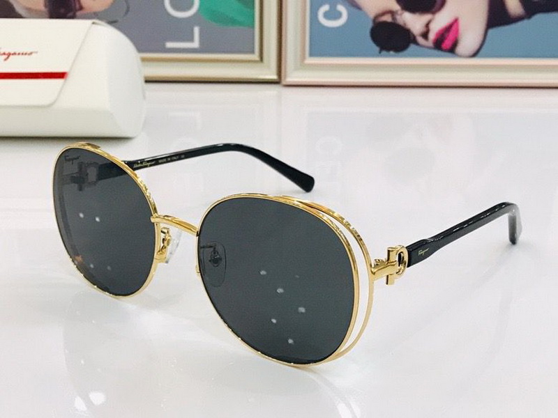 Ferragamo Sunglasses(AAAA)-480