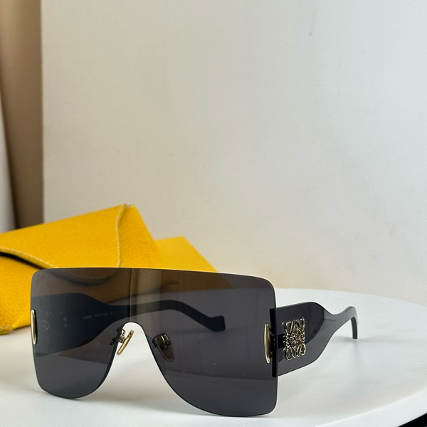 Loewe Sunglasses(AAAA)-361
