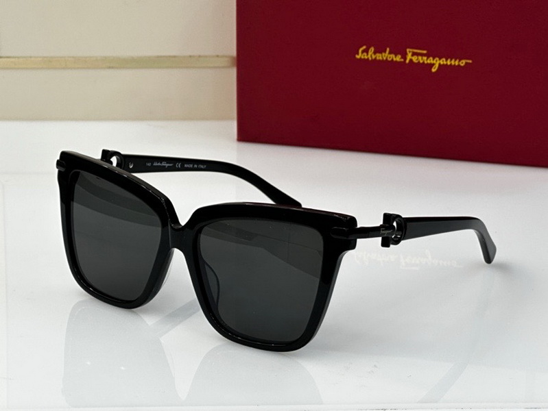 Ferragamo Sunglasses(AAAA)-470