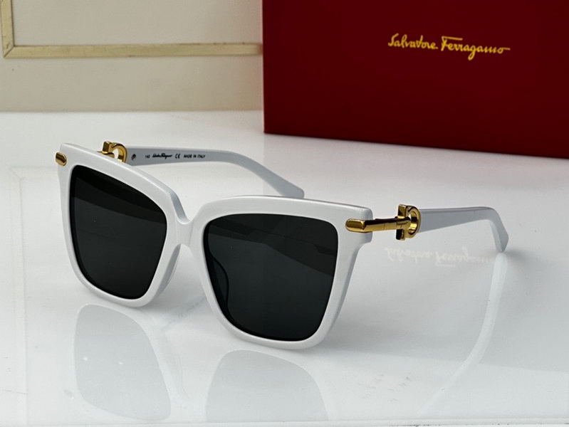 Ferragamo Sunglasses(AAAA)-469