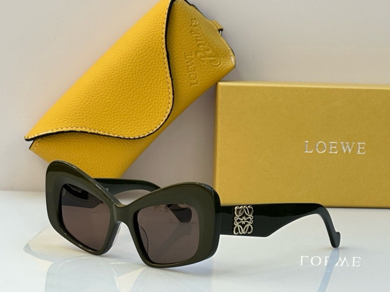 Loewe Sunglasses(AAAA)-341