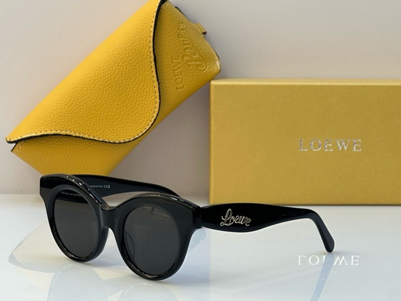 Loewe Sunglasses(AAAA)-337
