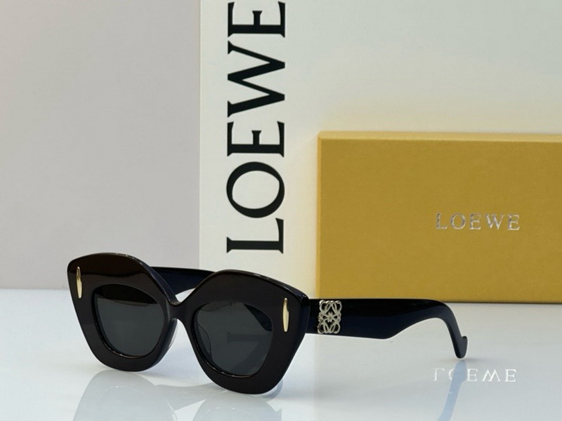 Loewe Sunglasses(AAAA)-321