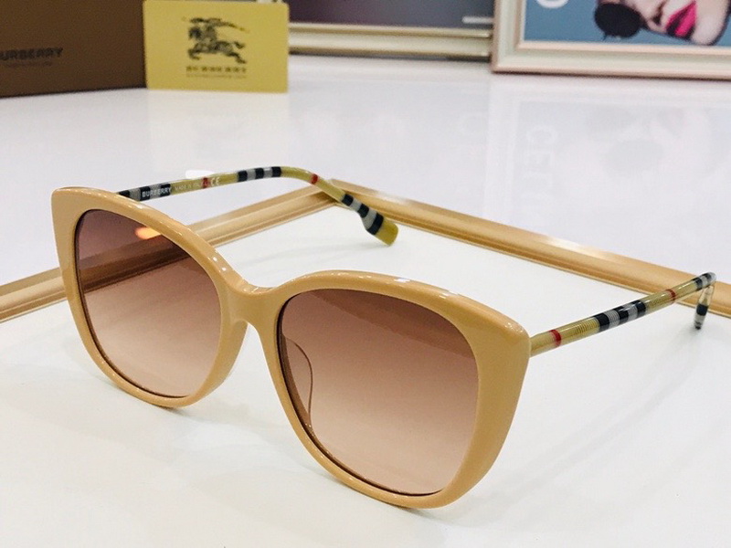 Burberry Sunglasses(AAAA)-605