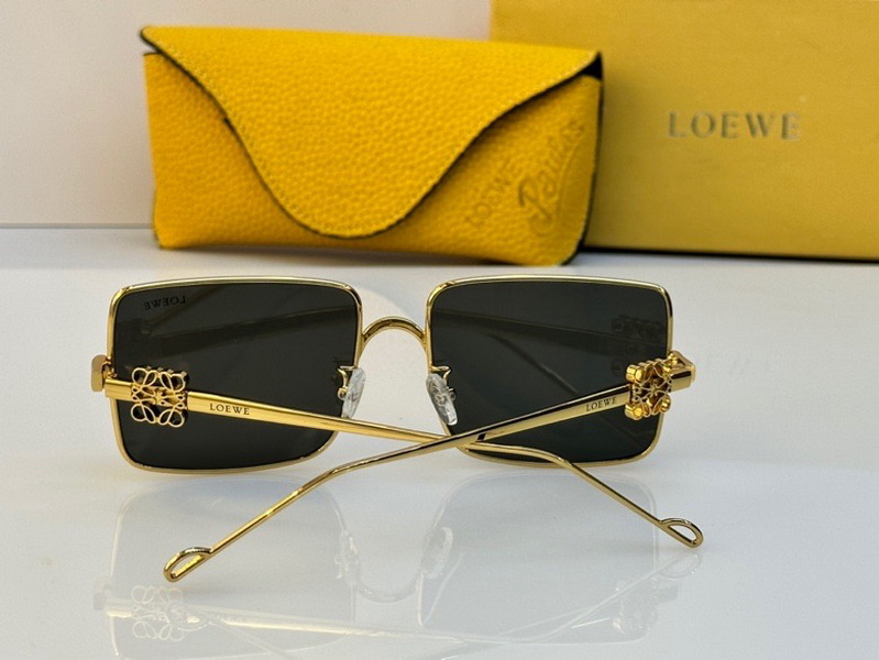 Loewe Sunglasses(AAAA)-282