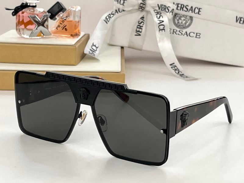Versace Sunglasses(AAAA)-1820