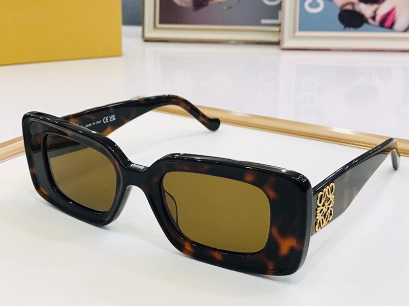Loewe Sunglasses(AAAA)-275