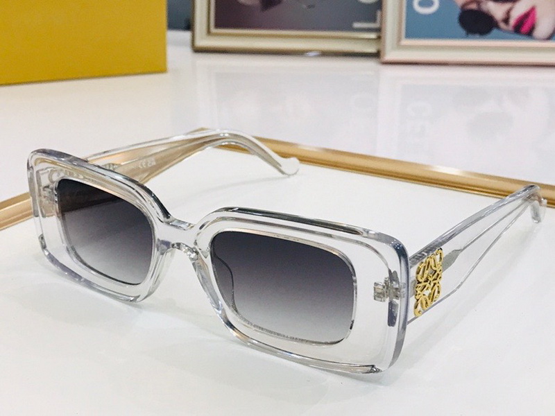 Loewe Sunglasses(AAAA)-272