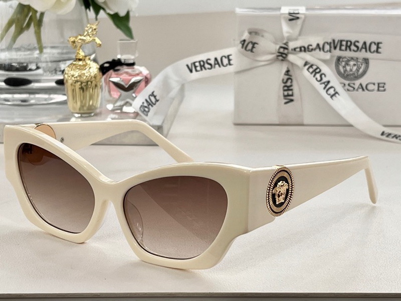 Versace Sunglasses(AAAA)-1809