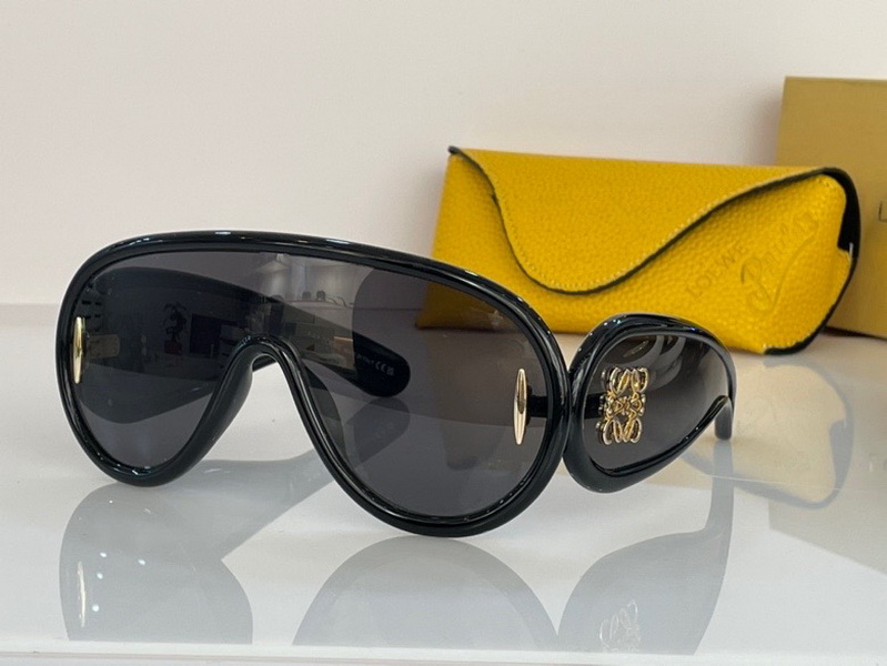Loewe Sunglasses(AAAA)-271