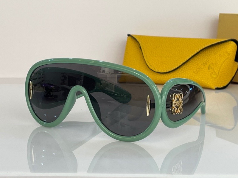 Loewe Sunglasses(AAAA)-269
