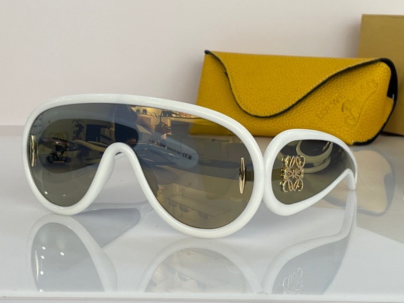 Loewe Sunglasses(AAAA)-268
