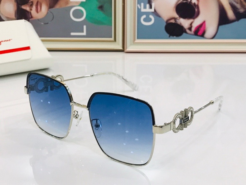 Ferragamo Sunglasses(AAAA)-399