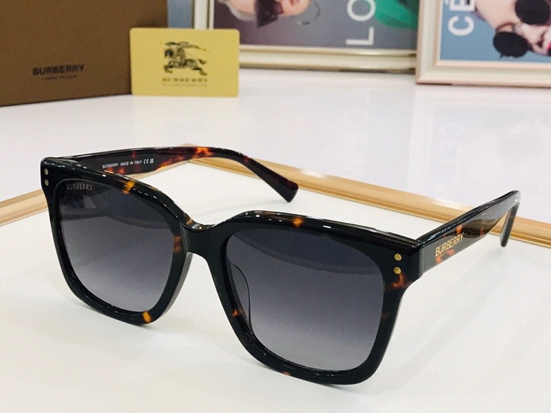 Burberry Sunglasses(AAAA)-561