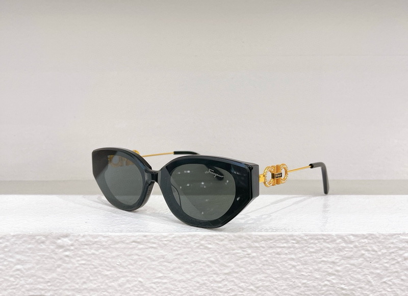 Ferragamo Sunglasses(AAAA)-376