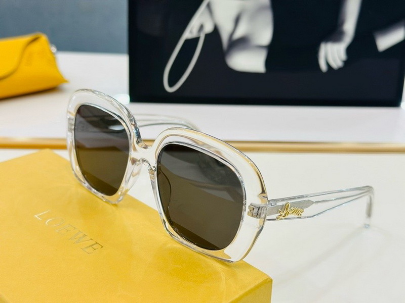Loewe Sunglasses(AAAA)-233