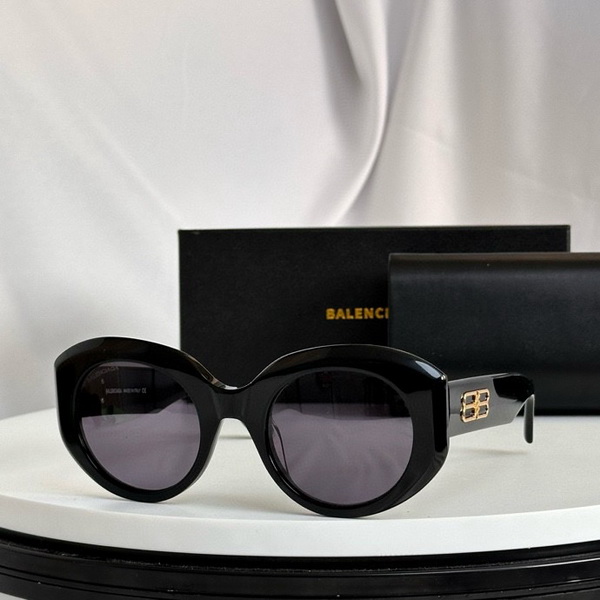 Balenciaga Sunglasses(AAAA)-302