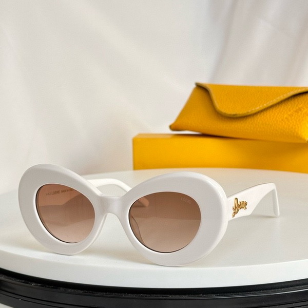 Loewe Sunglasses(AAAA)-193