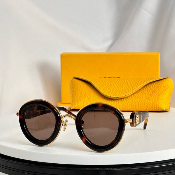 Loewe Sunglasses(AAAA)-132
