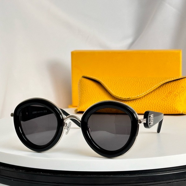 Loewe Sunglasses(AAAA)-131