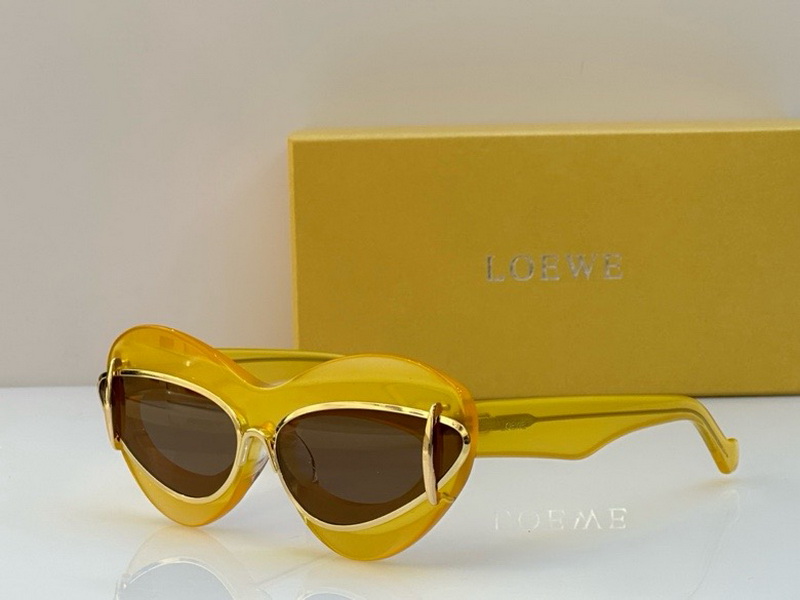 Loewe Sunglasses(AAAA)-126