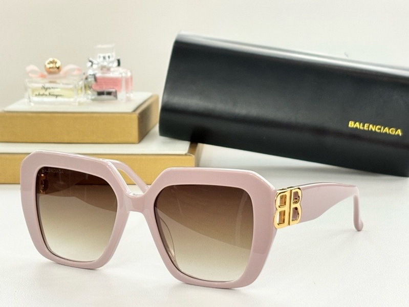 Balenciaga Sunglasses(AAAA)-247