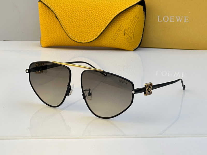 Loewe Sunglasses(AAAA)-104