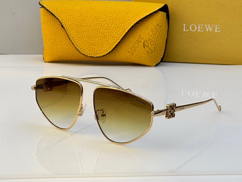 Loewe Sunglasses(AAAA)-101