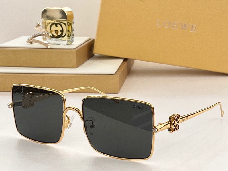 Loewe Sunglasses(AAAA)-066