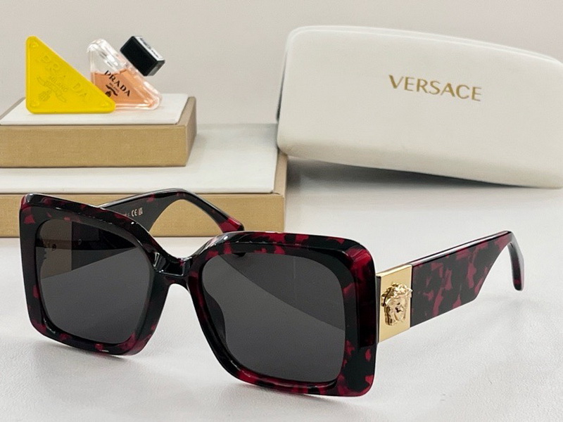 Versace Sunglasses(AAAA)-1350