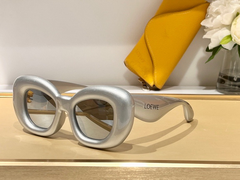 Loewe Sunglasses(AAAA)-057
