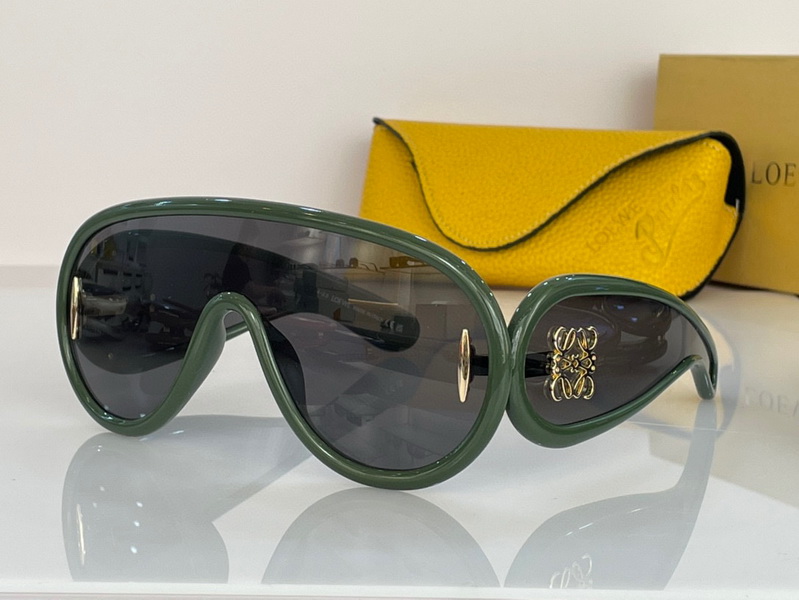 Loewe Sunglasses(AAAA)-035