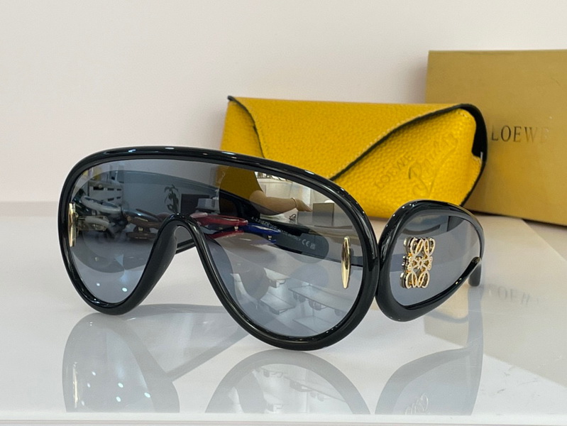 Loewe Sunglasses(AAAA)-033