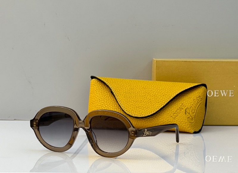 Loewe Sunglasses(AAAA)-026