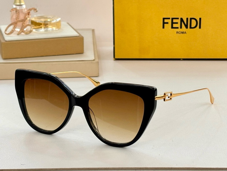 Fendi Sunglasses(AAAA)-347