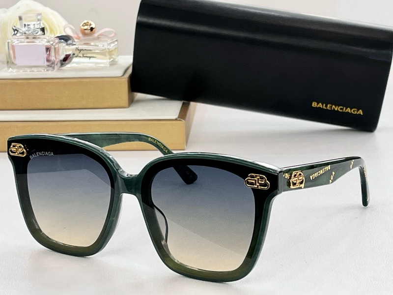 Balenciaga Sunglasses(AAAA)-161