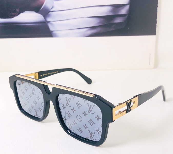 LV Sunglasses(AAAA)-959