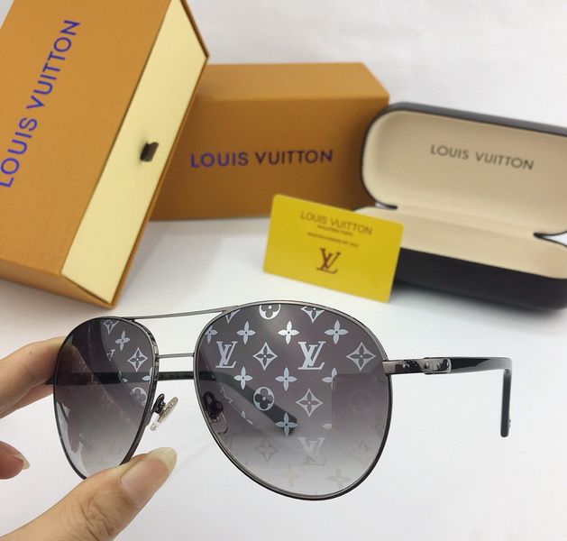LV Sunglasses(AAAA)-915