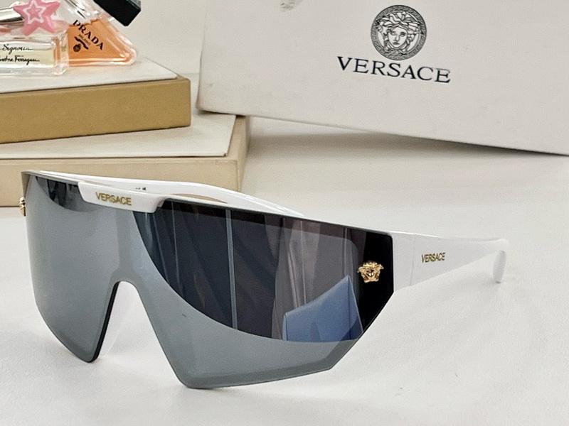 Versace Sunglasses(AAAA)-1139