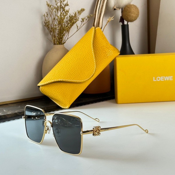 Loewe Sunglasses(AAAA)-012