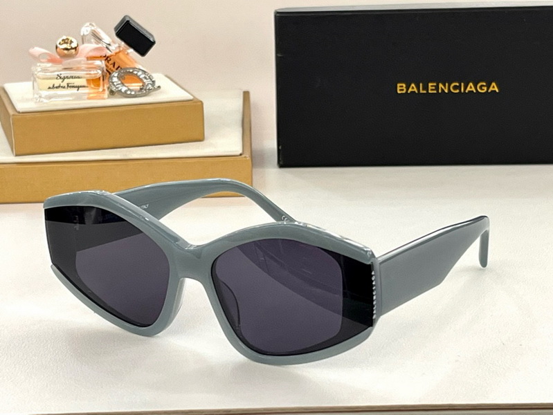 Balenciaga Sunglasses(AAAA)-147