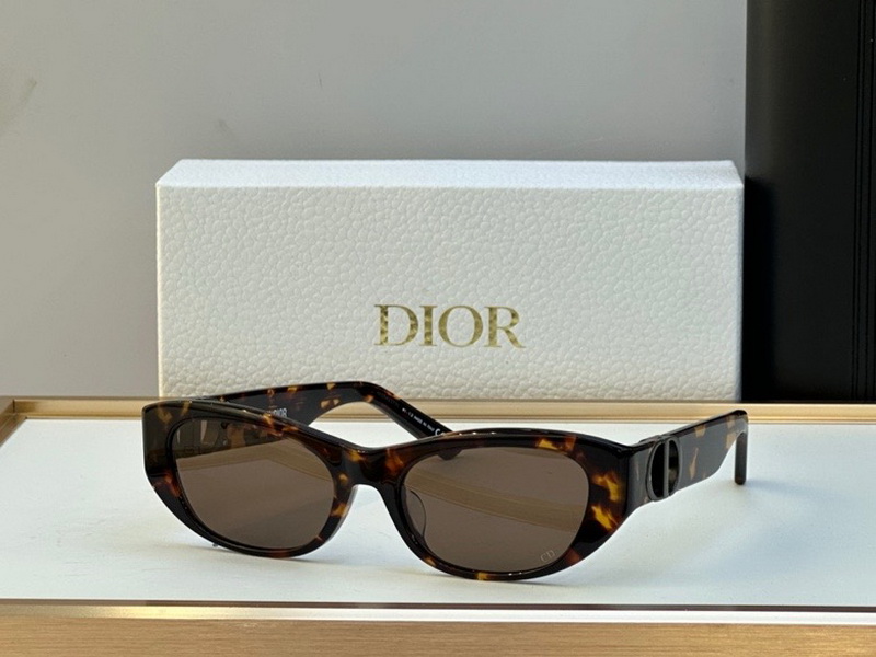 Dior Sunglasses(AAAA)-339