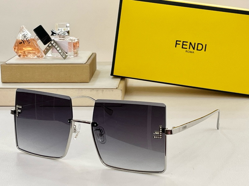 Fendi Sunglasses(AAAA)-260