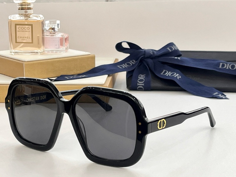 Chanel Sunglasses(AAAA)-717