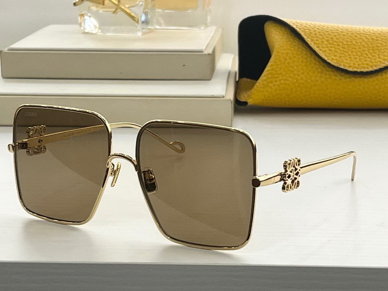 Loewe Sunglasses(AAAA)-006