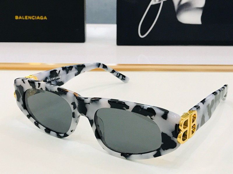 Balenciaga Sunglasses(AAAA)-091