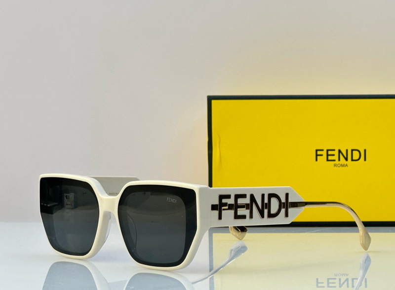Fendi Sunglasses(AAAA)-248
