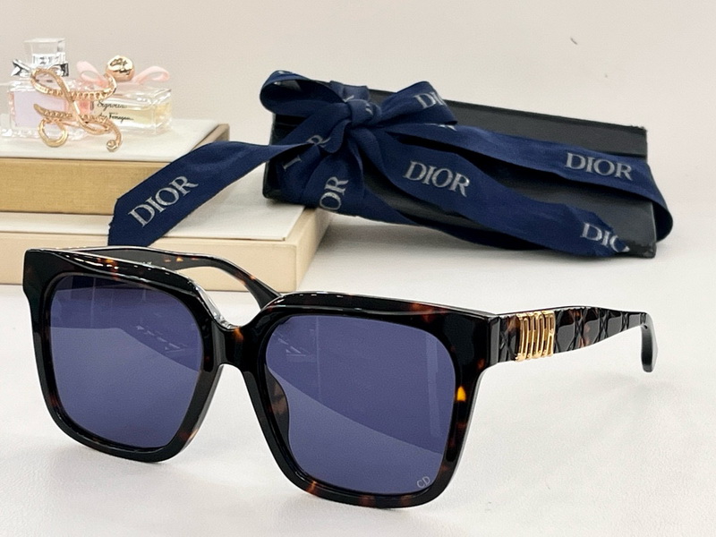 Dior Sunglasses(AAAA)-321