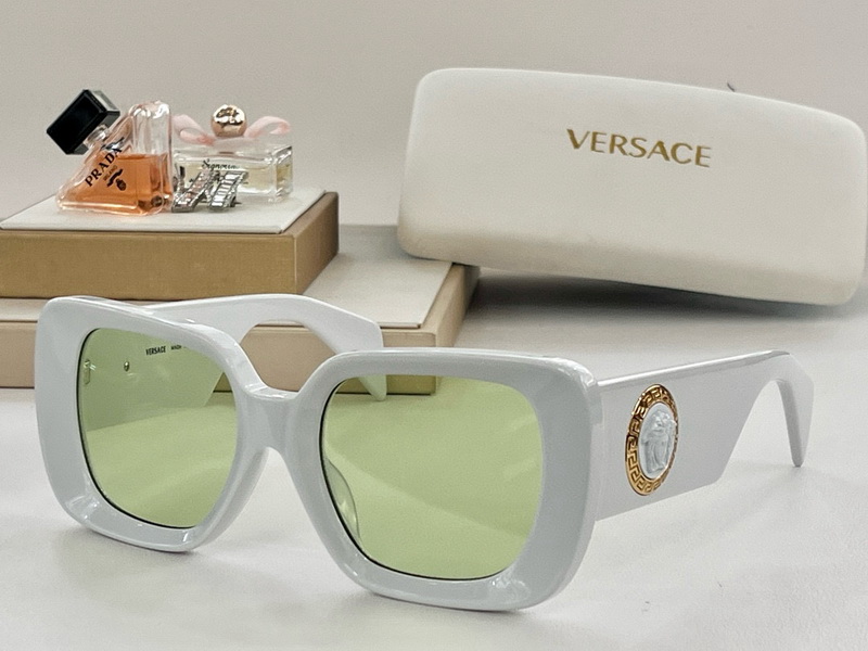 Versace Sunglasses(AAAA)-824